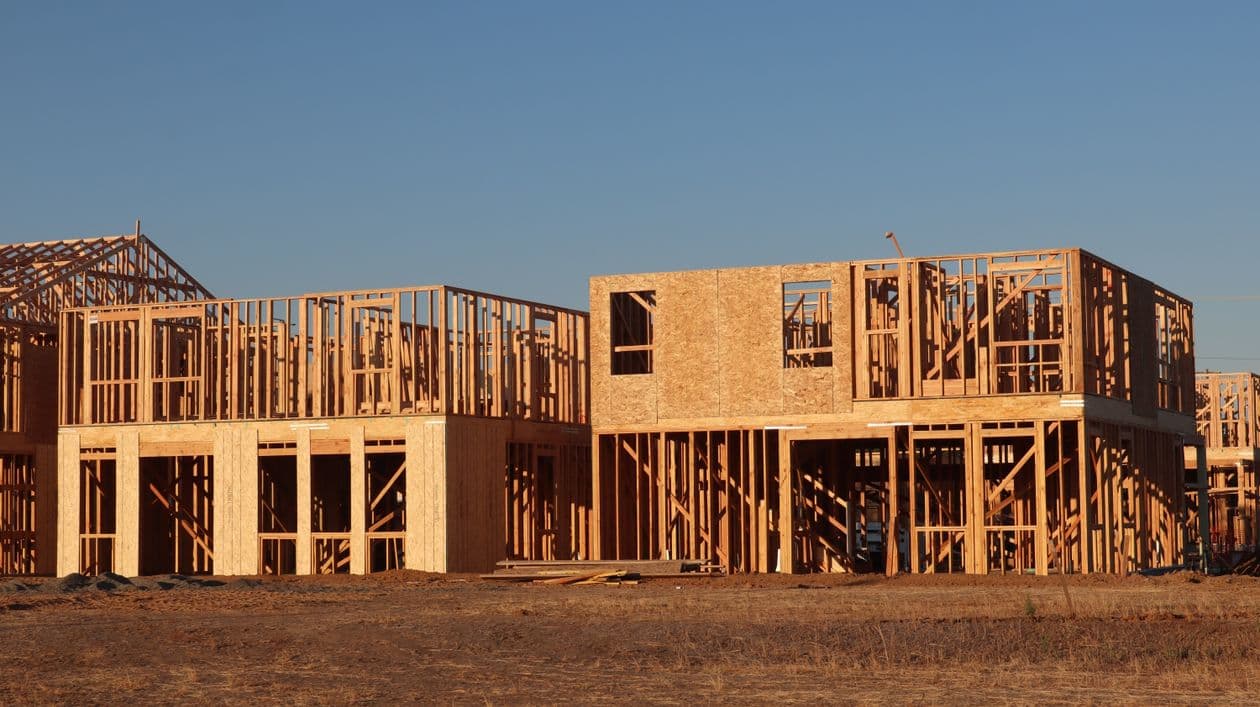 Cape Cod New Construction in Summer 2026: ADUs, Stretch Code, Septic & Permit Timing